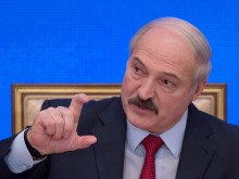 Лукашенко попросил