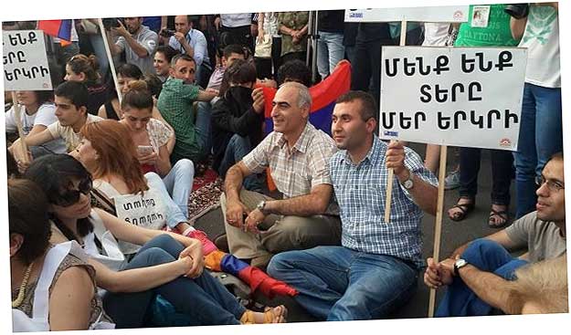 В Армении начинается "Майдан" против российской оккупации