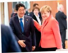 Меркель предложила Японии