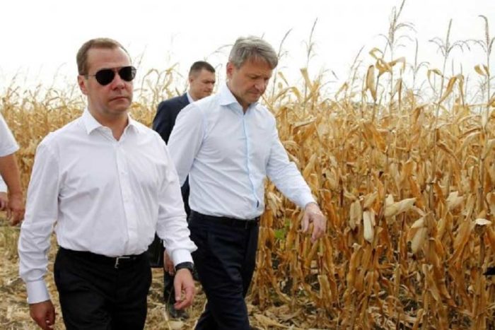 Россия зависит от Запада